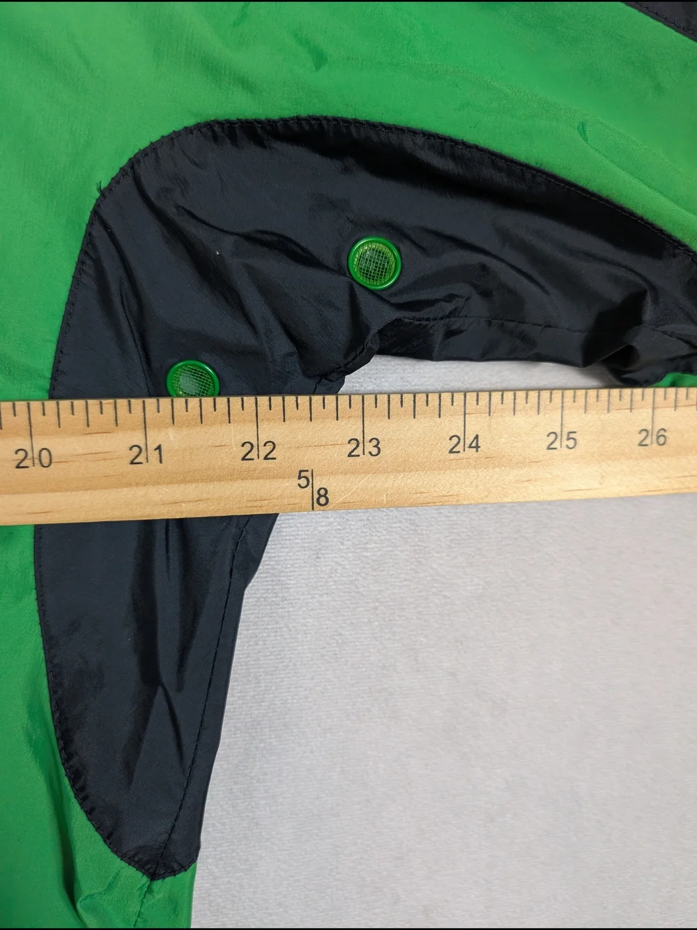 Burberry Golf Pullover Windbreaker Jacket Mens Size S Black Green Quarter Zip